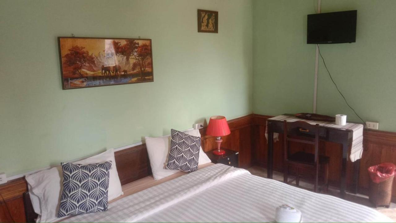 Pukyo Bed And Breakfast Belgian Lao Ban Nangoy Buitenkant foto